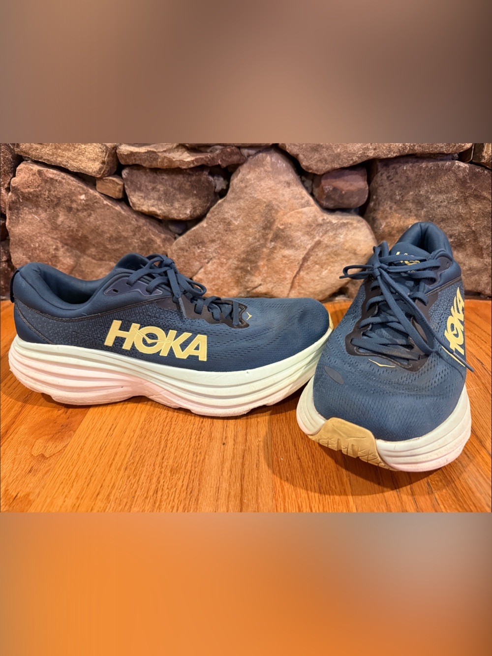 HOKA Bondi 8 Mens Running Shoes